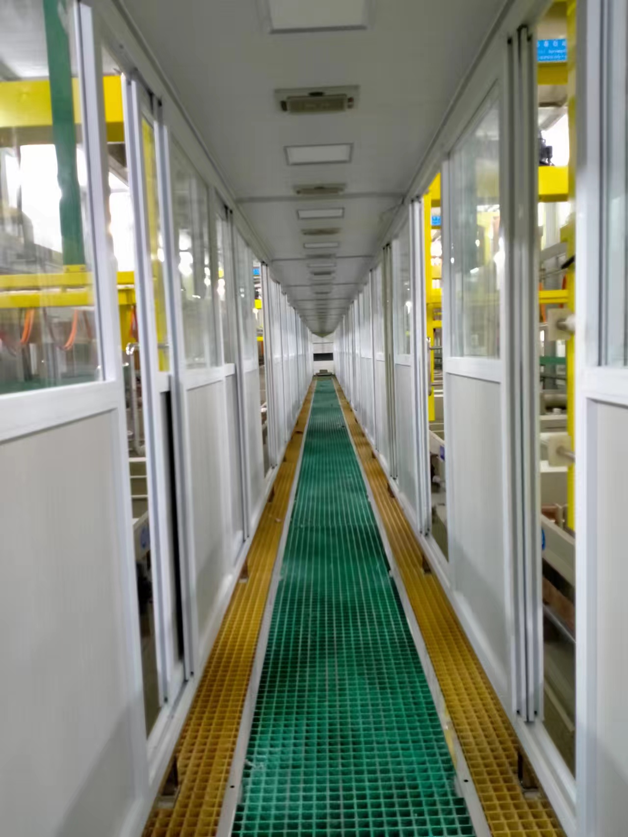 自动机械手交换系统